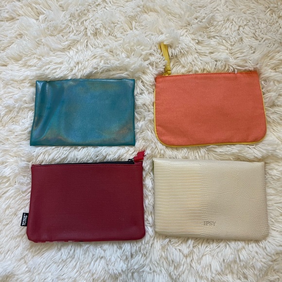4 Ipsy bags - Picture 3 of 11